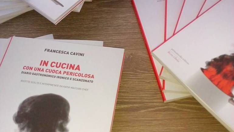 La Nazione Firenze: Tra cucina, libreria e cuoca pericolosa