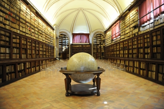 Incontri in Biblioteca. Daniele Magrini agli Intronati con “L’anno dell’Intelligenza Artificiale”